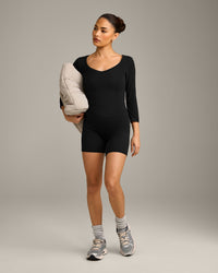 Mellow™ Motion Wide V-Neck 3/4 Length Sleeve Mid Top | Black