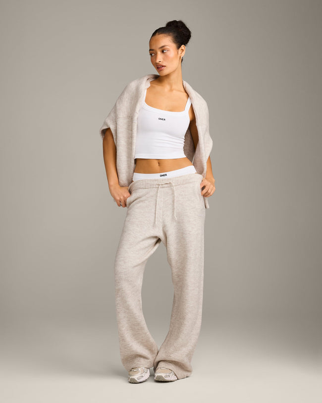 Seamless Scoop Neck Vest | White