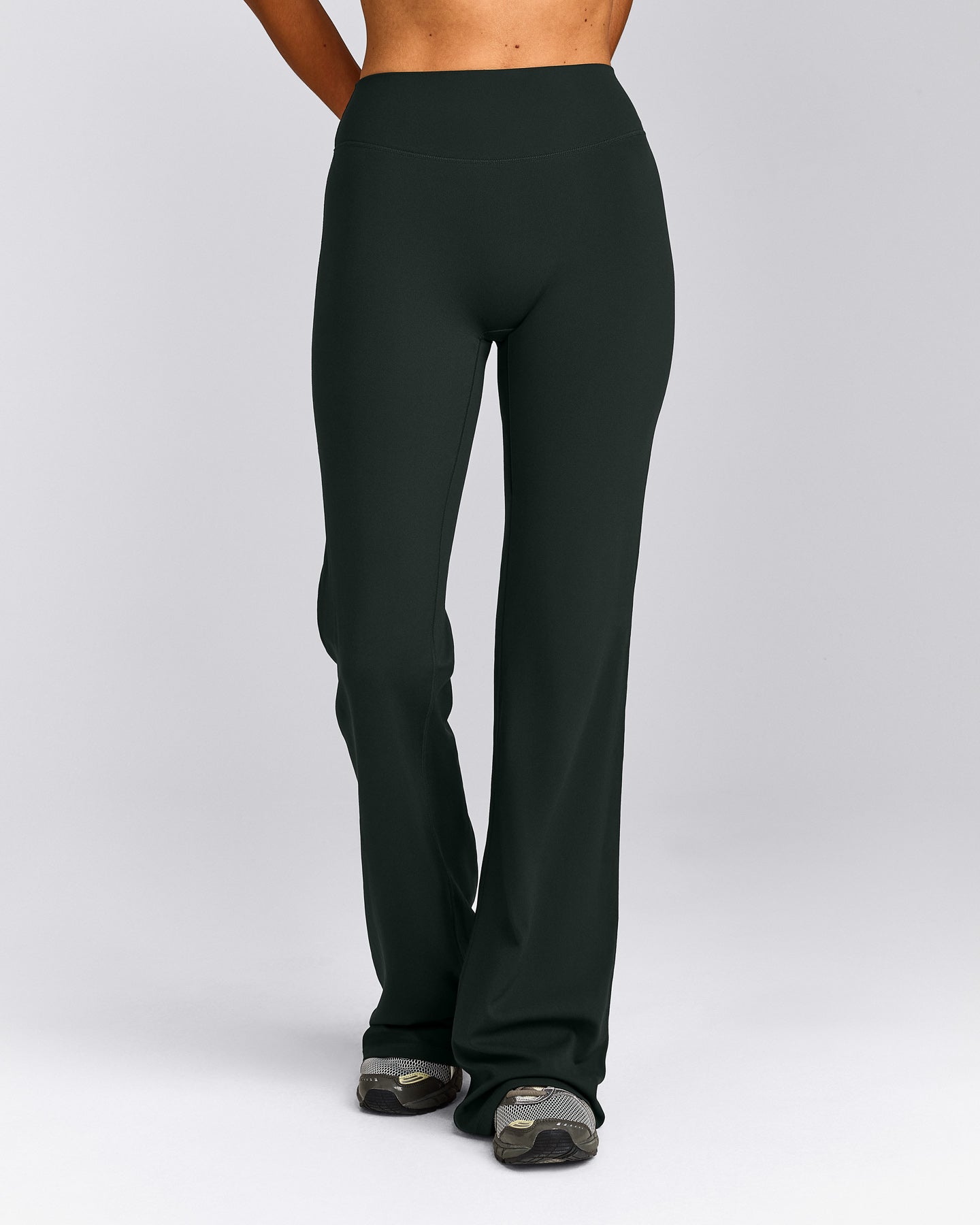 SoftMotion™ Flared Pants with Grey Logo | Emerald Noir