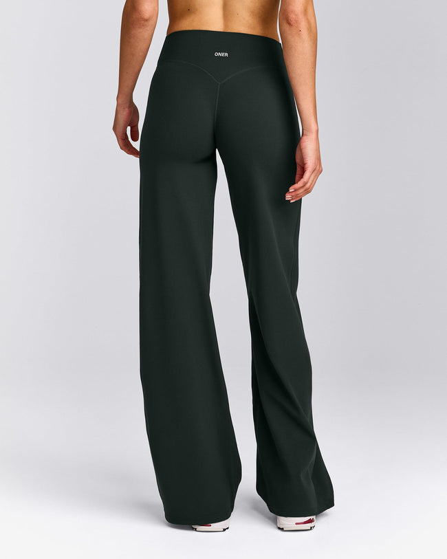 SoftMotion™ Straight Leg Pants with Grey Logo | Emerald Noir