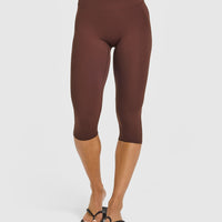 SoftMotion™ High Waisted Capri Leggings with White Logo | Espresso Brown