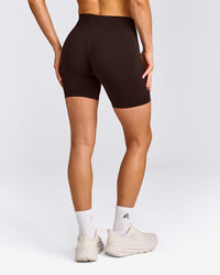 EnhanceLift™ Seamless Shorts with Grey Logo | 70% Cocoa
