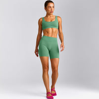 EffortlessLift™ Seamless Square Neck Sports Bra | Frosted Emerald