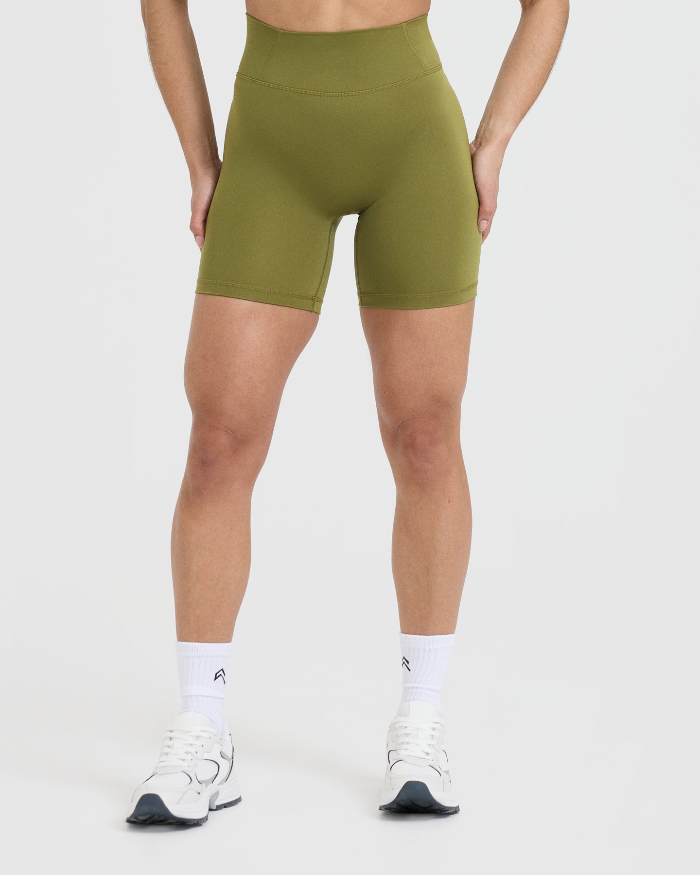 Timeless High Waisted Shorts Damen Olivgrün