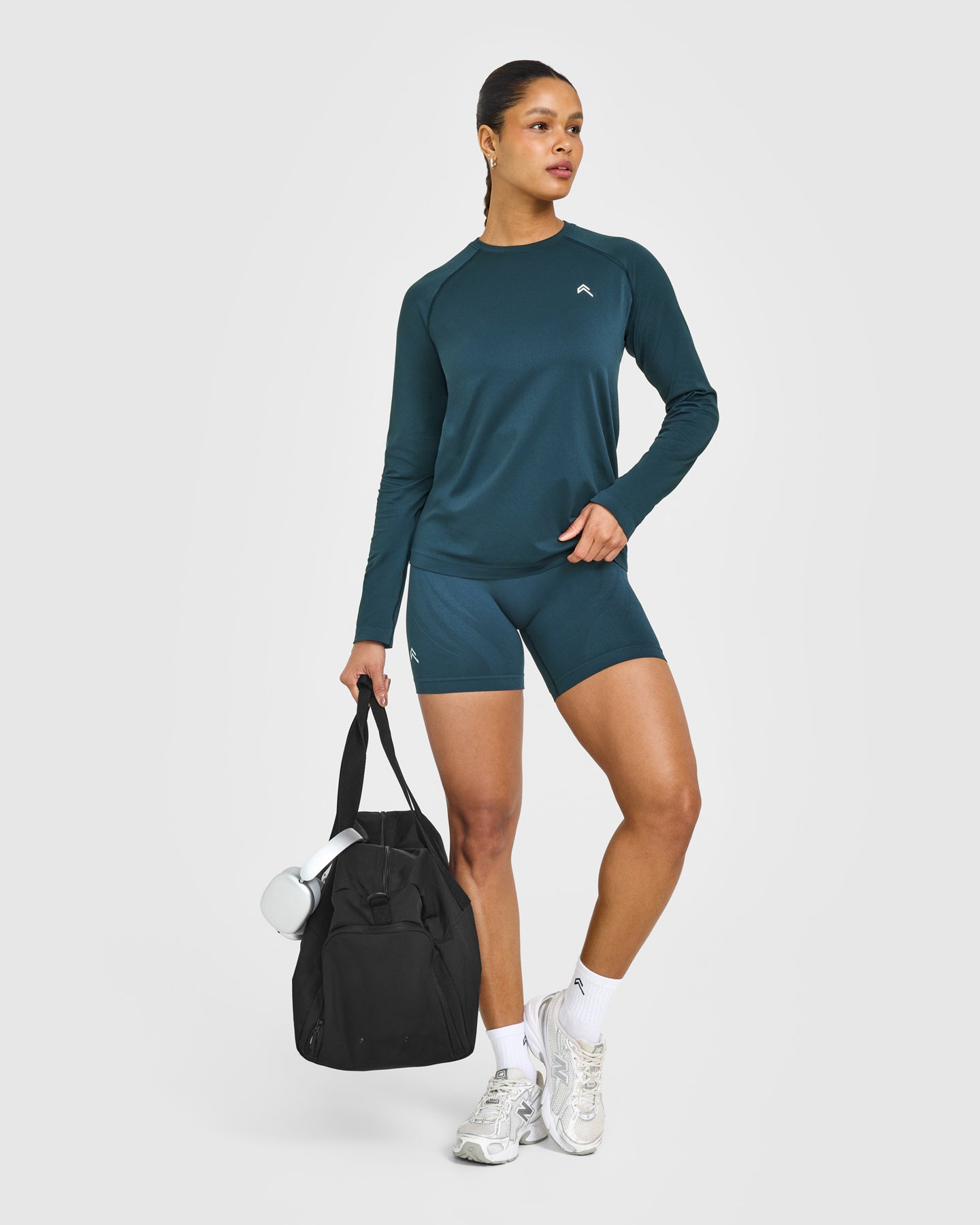 Go To Seamless Loose Long Sleeve Top | Oil Blue