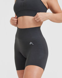 Classic Seamless 2.0 Mid Shorts | Coal Marl