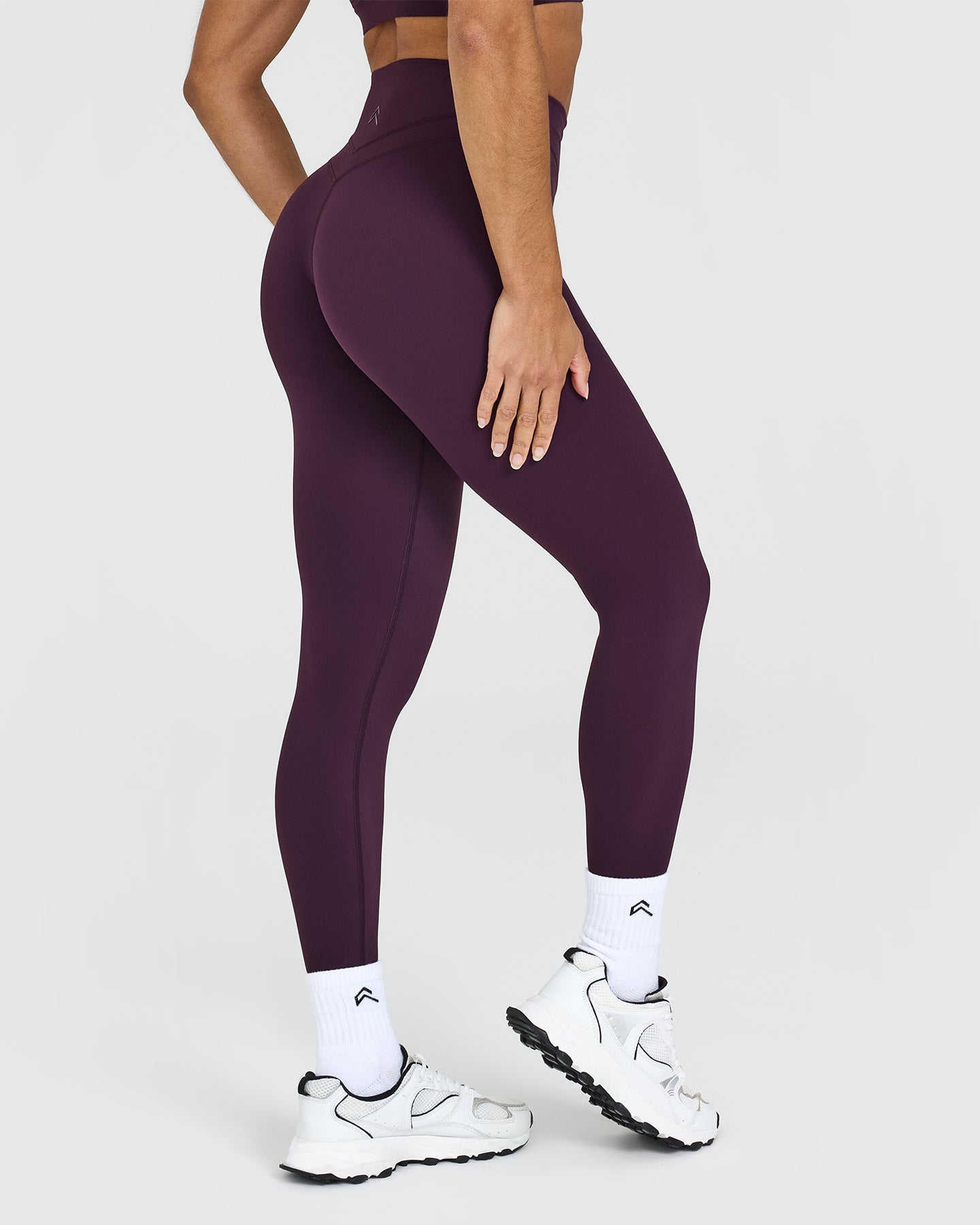 PAVOI ACTIVE HiPerform Sport-BH Damen – Mittlere Unterstützung, Longline, Quadratischer Ausschnitt, Mit Herausnehmbaren Pads PAVOI ACTIVE HiPerform Sport-BH Damen – Mittlere Unterstützung, Longline, Quadratischer Ausschnitt, Mit Herausnehmbaren Pads