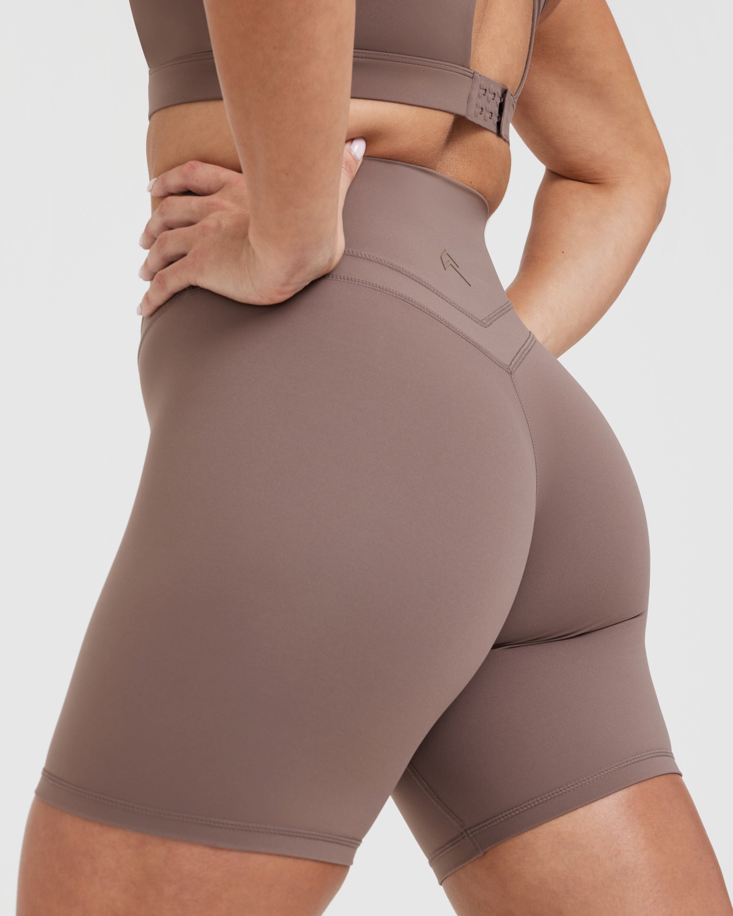 Unified High Waisted Shorts 6" | Cool Brown