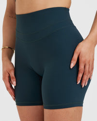 Unified High Waisted Shorts 6" | Oil Blue