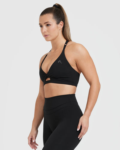 Black sports bra 2025